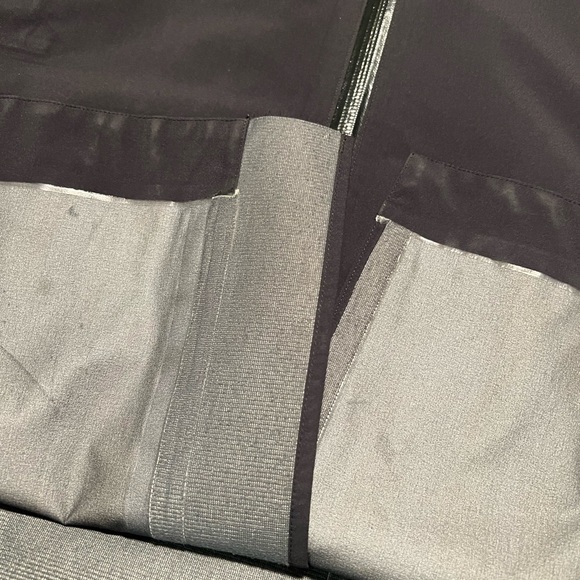 Rain coat - waterproof Arc’teryx - Picture 4 of 4